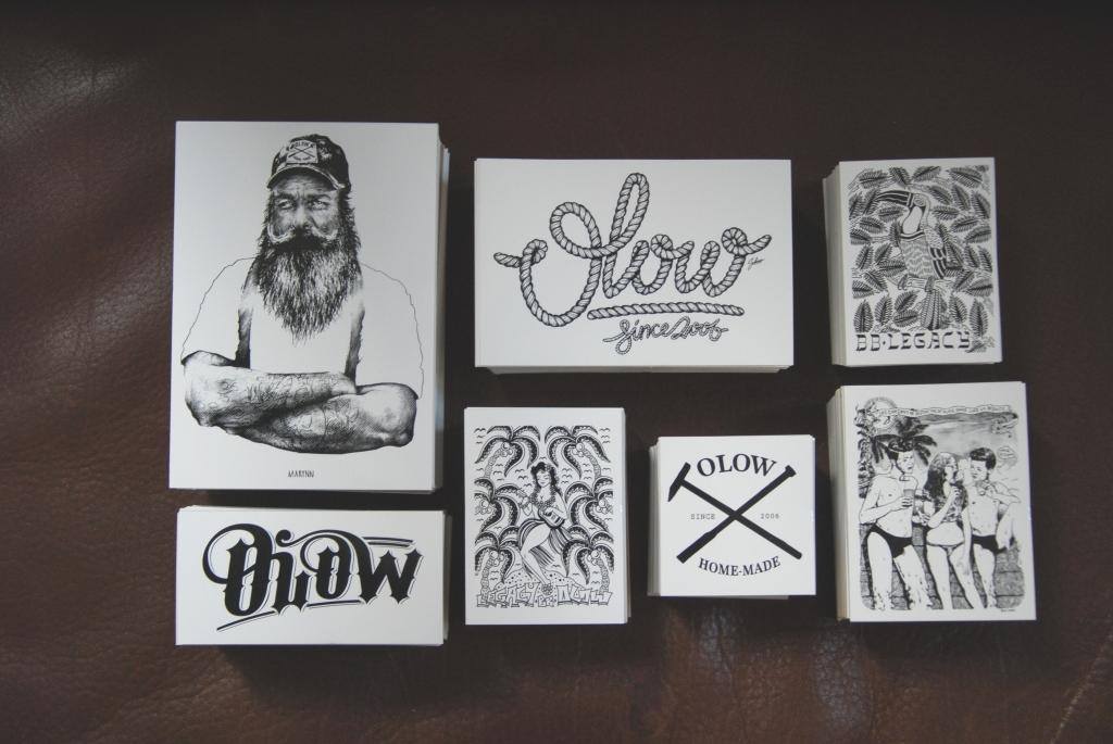 Collection variée d'autocollants personnalisés avec des motifs graphiques et illustrations monochromes pour la marque Olow