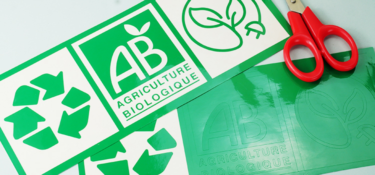 préparation et échenillage de stickers découpés